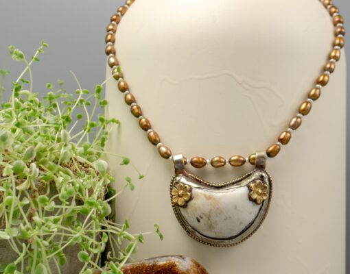 naga shell tibetan amulet ~ pearl necklace